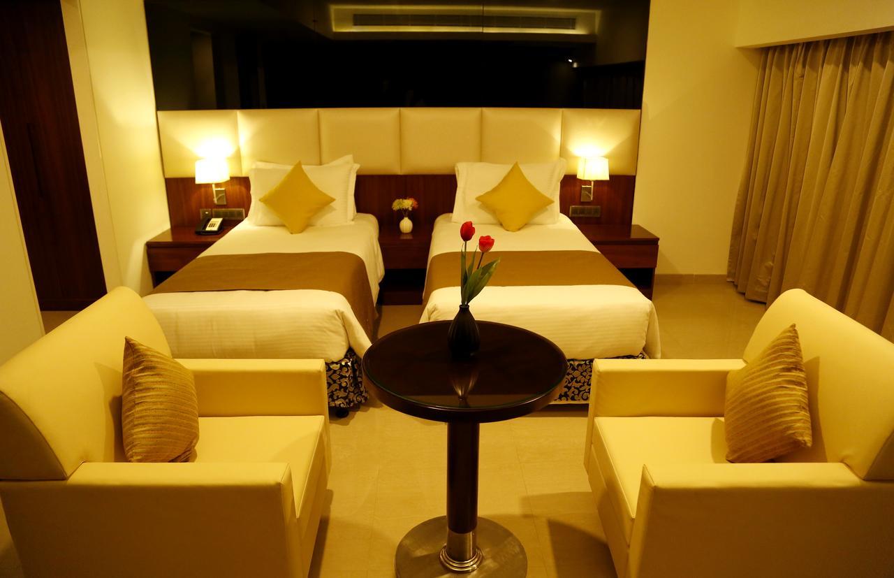 The Raviz Calicut Hotel Exterior foto