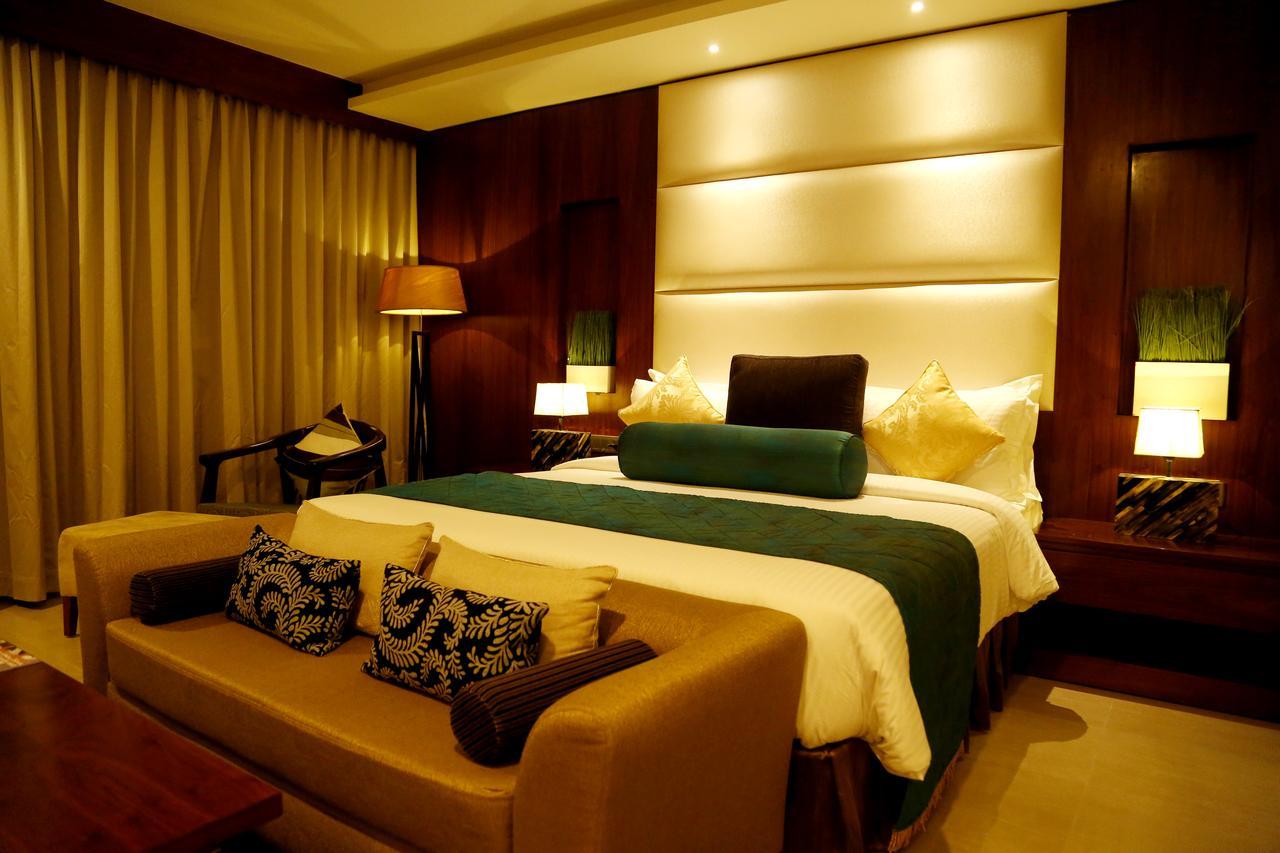 The Raviz Calicut Hotel Exterior foto